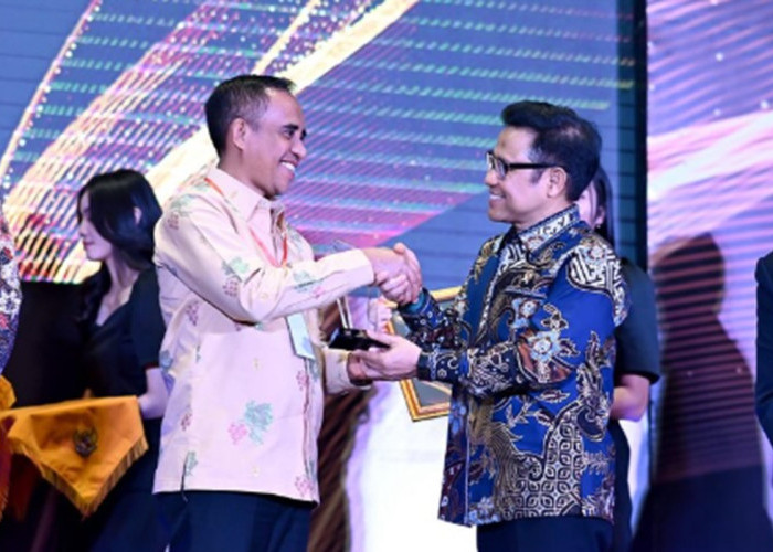 Sulteng Raih Mandaya Awards 2025, Anwar Hafid: Penghargaan Ini untuk Petani Kita