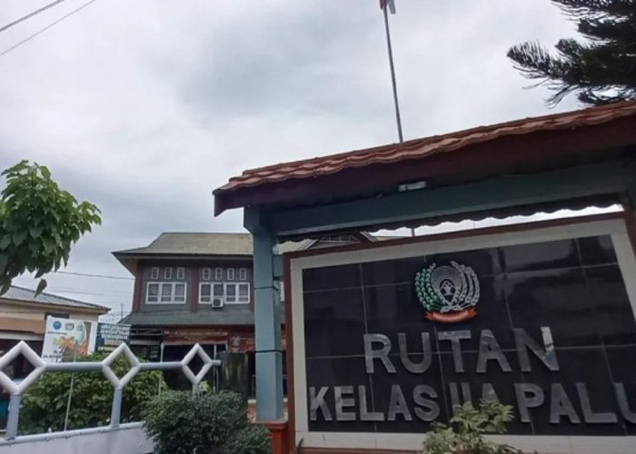 Kanwil Ditjenpas Sulteng Intensifkan Deteksi Dini Gangguan Keamanan Lewat Razia Gabungan di Rutan Palu