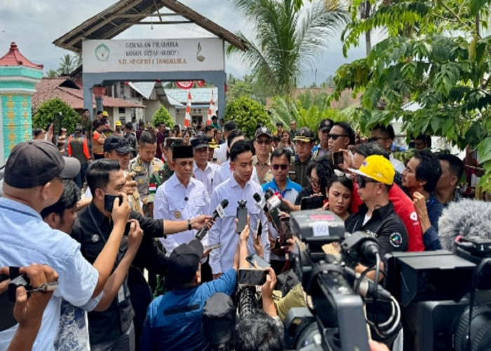Tinjau Desa Tangkura Pascagempa, Wapres Pastikan Anak-anak Tetap Dapat Hak Belajar