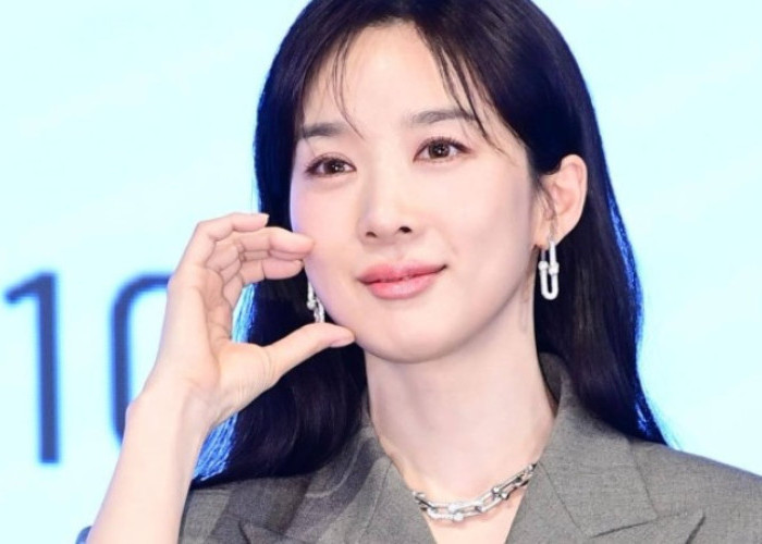 Lee Chung-ah Membahas Pengunduran Diri dari Proyek Lanjutannya karena Kecelakaan Lalu Lintas
