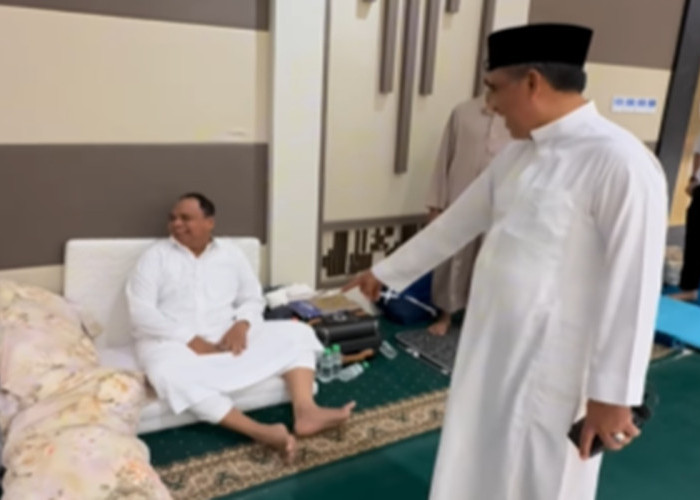 Gubernur Anwar Hafid Gelar Retreat Kepala OPD di Masjid, Tekankan Kebersamaan dan Kesederhanaan