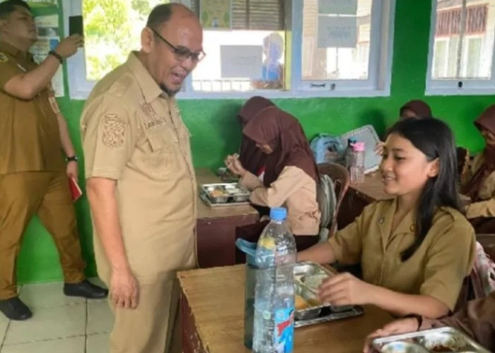 Donggala Cek KBM dan Kondisi Pendidikan di Pinembani