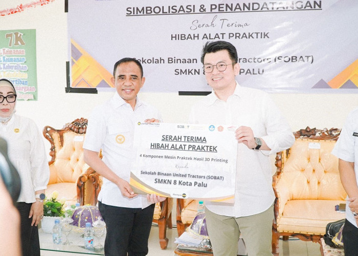 SMKN 8 Palu Dapat Hibah Alat Praktik dari United Tractors, Gubernur Anwar Tegaskan Arah Program Berani Kerja