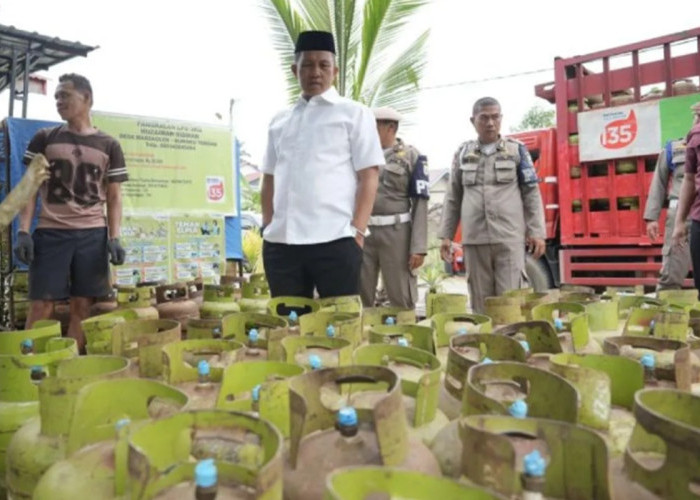 Bupati Morowali Sidak Pangkalan Elpiji 3 Kg, Pastikan Harga Sesuai HET