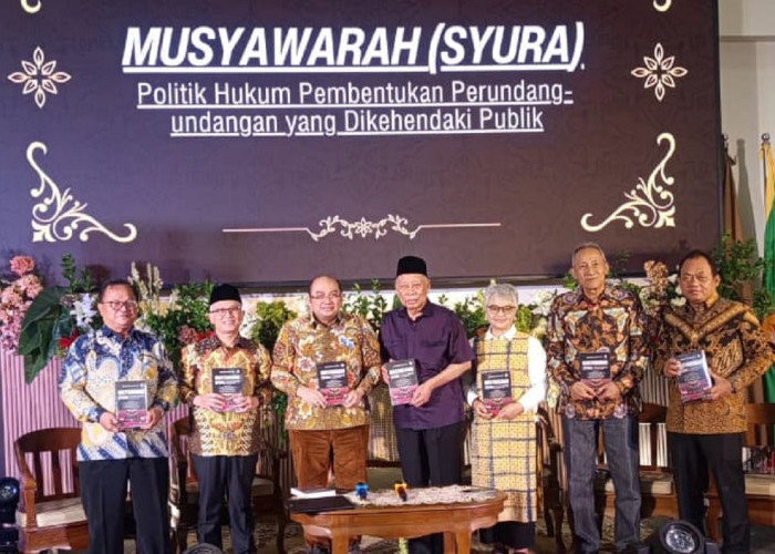 Bedah Buku Unpad Soroti Musyawarah sebagai Fondasi Pembentukan Undang-Undang Berkualitas