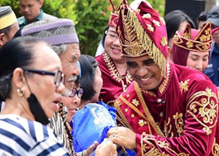 Program Berani Berbagi, Pemprov Sulteng Salurkan 5.000 Paket Sembako di Morowali Utara
