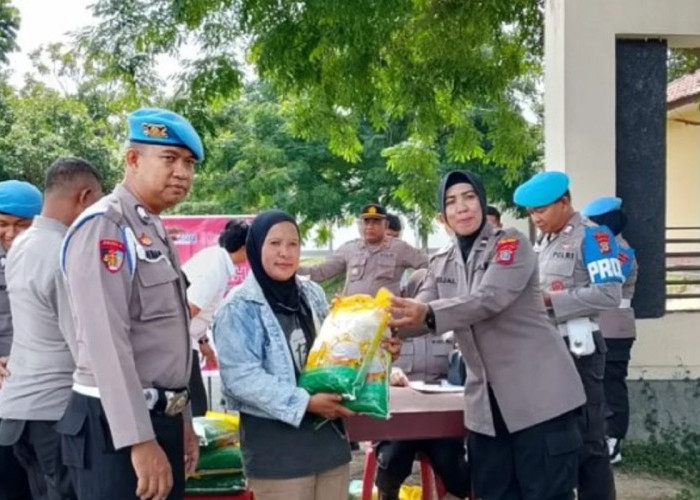 Polres Sigi dan Bulog Sulteng Jual 5 Ton Beras Murah untuk Ringankan Beban Warga