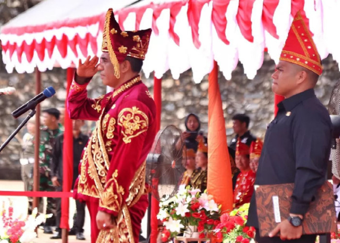 Gubernur Sulteng Pimpin Upacara HUT ke-12 Kabupaten Morowali Utara