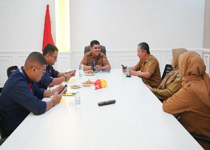 Diskominfosantik Sulteng dan Telkomsel Bahas Penguatan Jaringan Seluler di Kawasan Transmigrasi