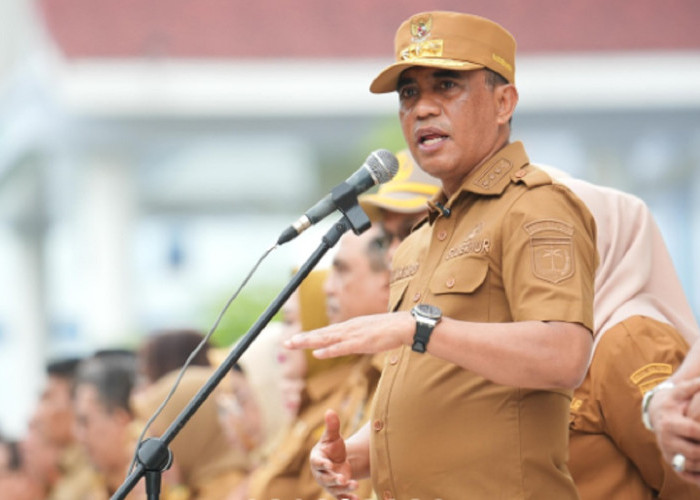 Gubernur Sulteng Tegaskan Pentingnya Disiplin dan Loyalitas ASN dalam Apel Bersama