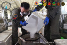 BNPB Uji Coba Dry Ice untuk Atasi Asap Karhutla, Diklaim Bisa Picu Hujan Lebih Cepat
