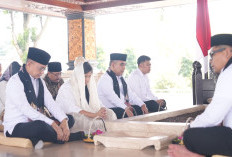 Jelang HUT RI ke-81! Pimpinan MPR Ziarah ke Makam Bung Karno