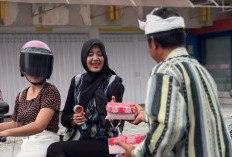 Sambut Nyepi 1948 Saka, Kemenag Poso Bagikan 200 Paket Takjil Lewat Aksi “Saka Boga Sevanam”