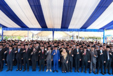 Lantik 389 Pejabat, Gubernur Anwar Hafid Tekankan Data Akurat, Digitalisasi, dan Merit System