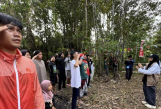 HUT ke-81 RI di Atas Gunung, Warga Parigi Moutong Gelar Upacara Sambil Jaga Hutan