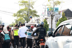 Antusiasme Warga Magelang Sambut Kedatangan Prabowo, Anak-Anak Ikut Bersorak