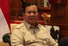 Prabowo Akui Jadi ‘News Junkie’, Pantau Isu Global hingga Dini Hari Lewat YouTube